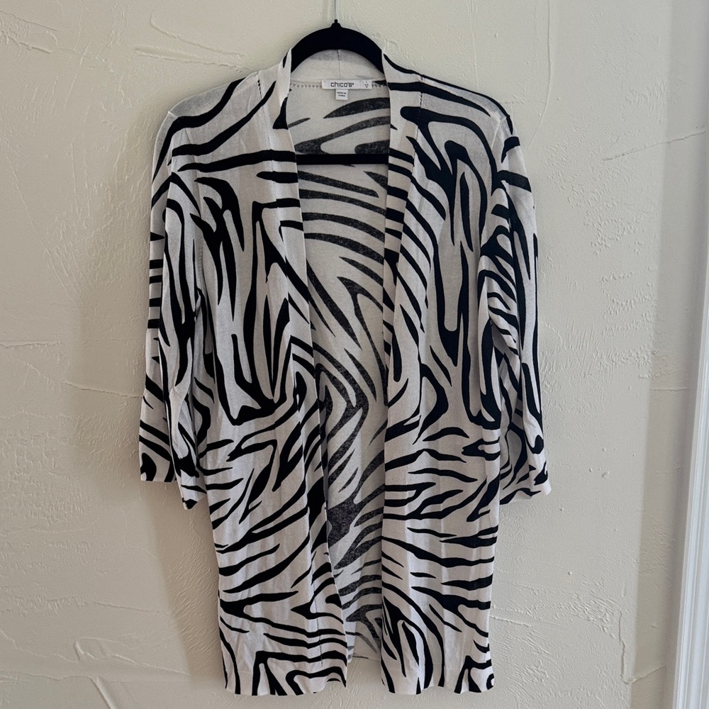 🖤NWT - Chico’s Lightweight Zebra Print Cardigan 🖤 🦓